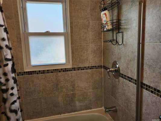 2 beds, 1 bath, 800 sqft, $2,800