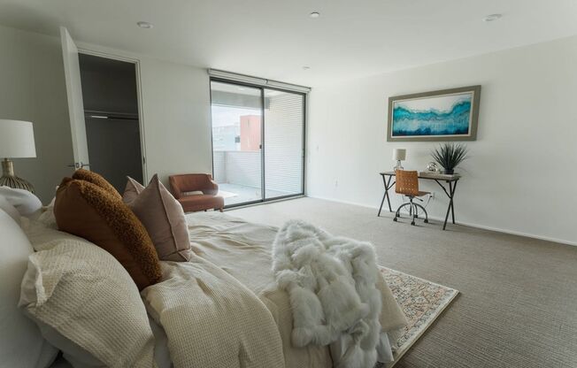 2 beds, 1.5 baths, 1,558 sqft, $2,065.85, Unit 306
