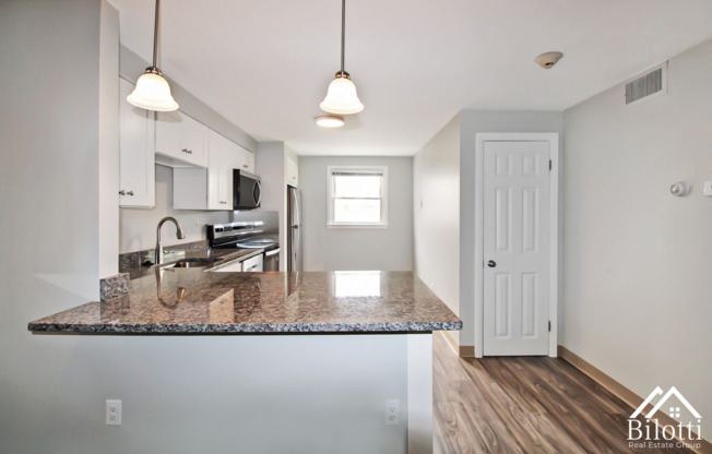 2 beds, 2 baths, 770 sqft, $1,950, Unit 262-12