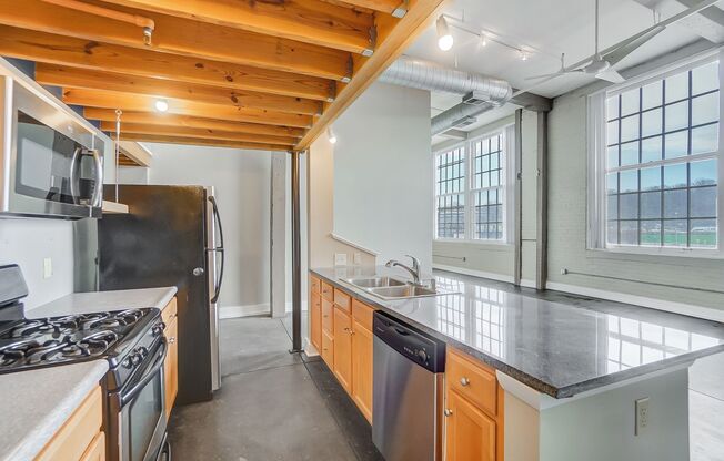 1 bed, 1 bath, 1,295 sqft, $1,787, Unit 3301-413