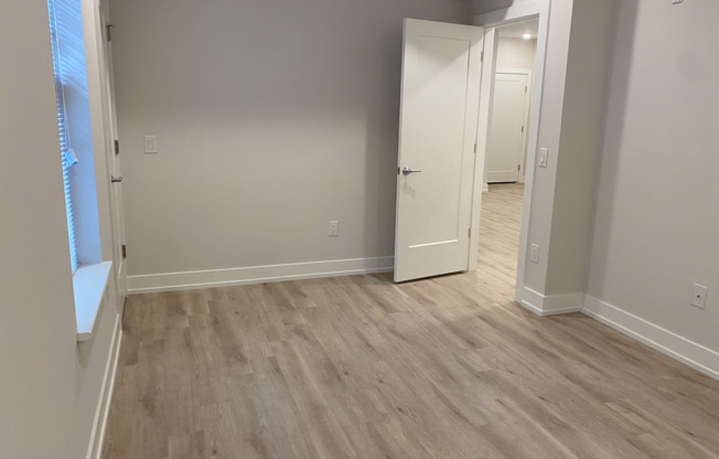 2 beds, 1 bath, 820 sqft, $2,220, Unit A202