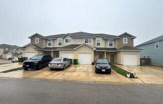 Ready For Move-In! Elegant 3BR 2.5 Bath Townhome - NE San Antonio (in Selma)