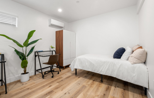 2210 Martin Luther King Jr Way