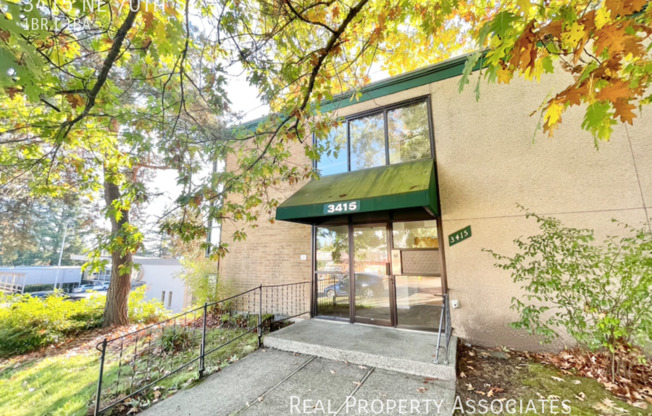 3415 NE 70TH ST 98115