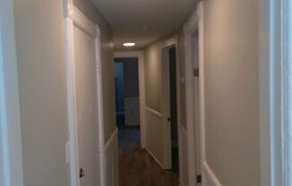 3 beds, 1 bath, $1,600, Unit 3 Elberon - Unit 2