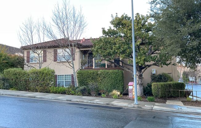 The Lofts - 17447 Farley Rd W