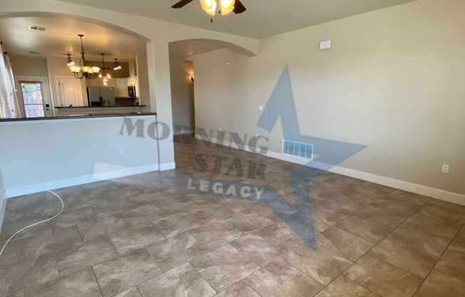 Beautiful 3 Bed in Del West - SOLAR!