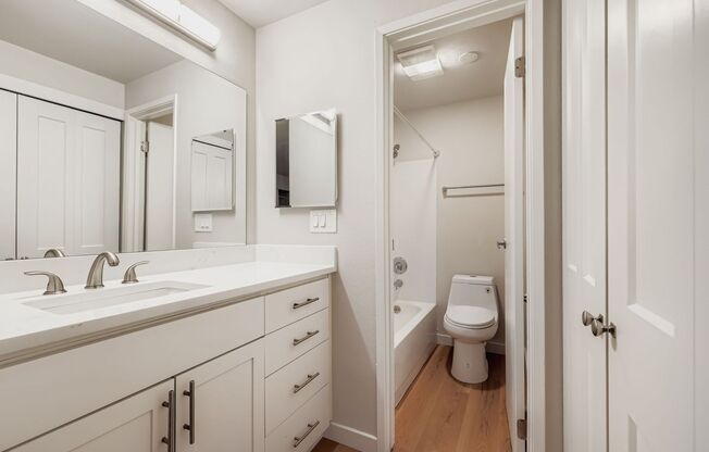 2 beds, 2 baths, 1,000 sqft, $2,595, Unit Unit C105