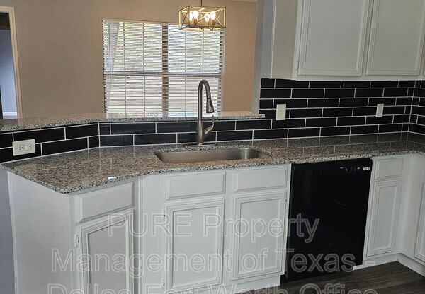 814 103 CASTLEGLEN DR