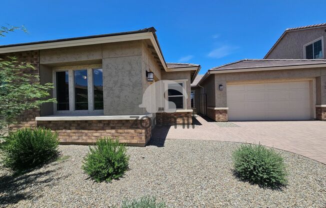 Beautiful 4 bedroom and 2.5 bathroom