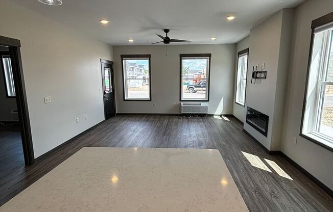 1 bed, 1 bath, 805 sqft, $1,295, Unit 701 APT 108 (Lower)