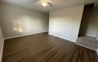 2 beds, 2 baths, $1,550, Unit Unit D05