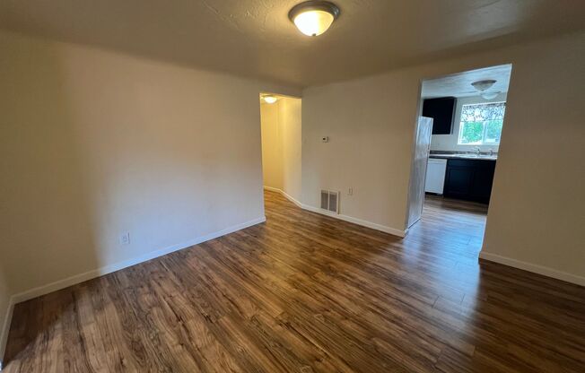 2 beds, 1 bath, $1,650