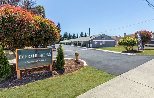 Emerald Greens Apartments – Modern Living in the Heart of Olympia