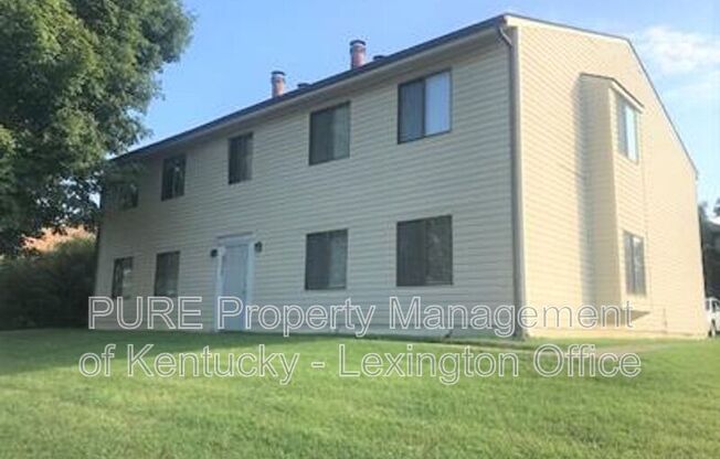 3772 Camelot Dr