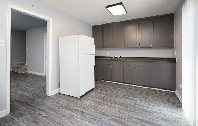 2 beds, 1.5 baths, $1,225, Unit 1106 Marble St. Apt. # D