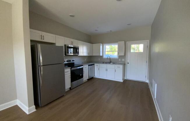 233 S MAIN ST
