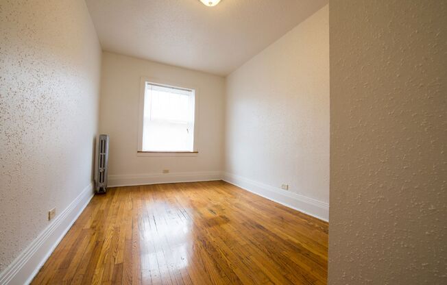 7801 S Kingston