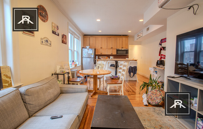 69 THATCHER ST
