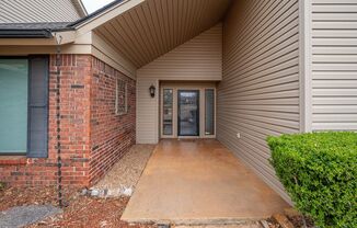 Spacious 3-Bed, 2-Bath Home with Vaulted Living Room & Fireplace – 2,060 Sq Ft!