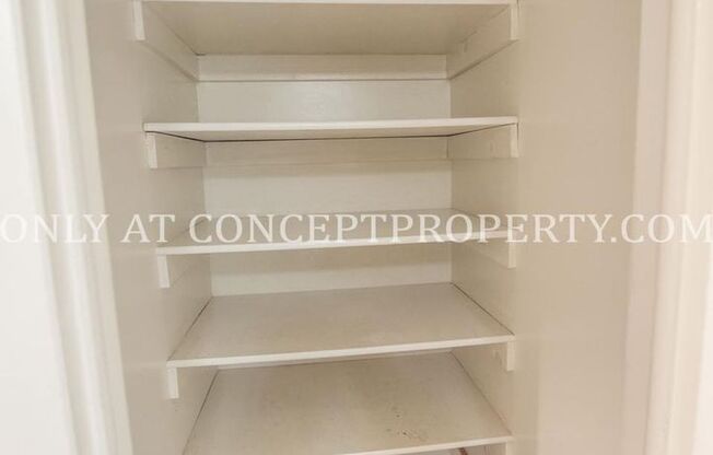 2 beds, 1 bath, 840 sqft, $1,099, Unit 53