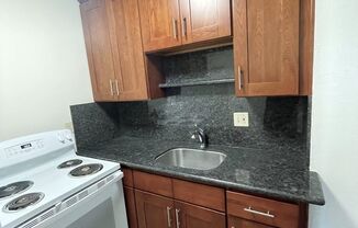 1 bed, 1 bath, $1,945, Unit Q