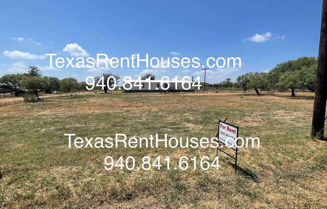 Horse Lover's Dream !!! Located in Award Winning Holliday ISD