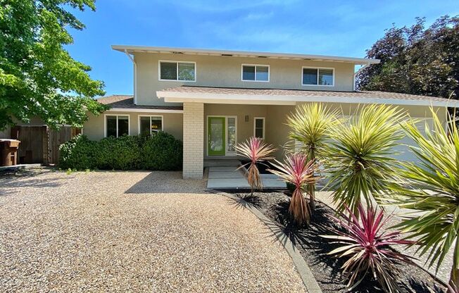 Renovated Four Bedroom North Napa Home