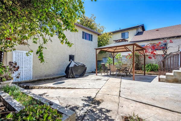 545 W SANTA CRUZ ST
