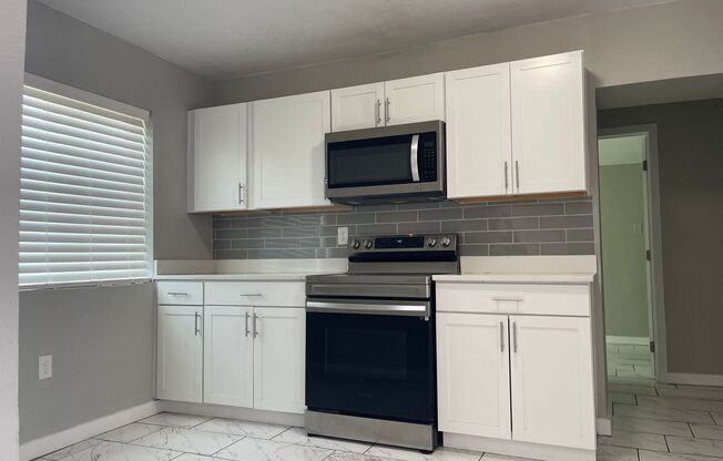 **Charming Upgraded 3-Bedroom, 2-Bath Single-Story Townhouse with Fenced Yard – A Great Deal!**
