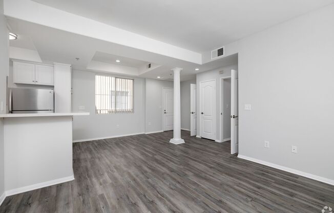 2 beds, 2 baths, 1,200 sqft, $2,898, Unit 207