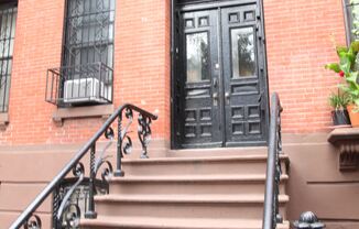 224 CARLTON AVE