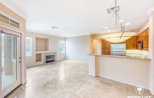 Bright 2BD/2BA Condo in Sabre Springs with Covered Balcony, In-Unit Laundry & Garage