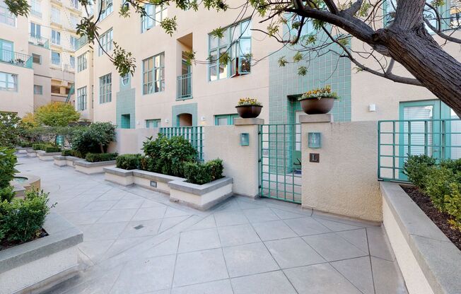 1059 Union Street