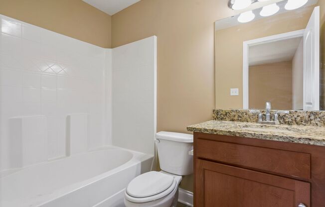 2 beds, 2.5 baths, 1,115 sqft, $985, Unit 62