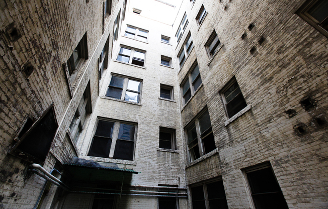 Studio, 1 bath, 264 sqft, $1,495, Unit 414