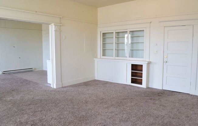 Studio, 1 bath, 690 sqft, $1,195, Unit KP 13