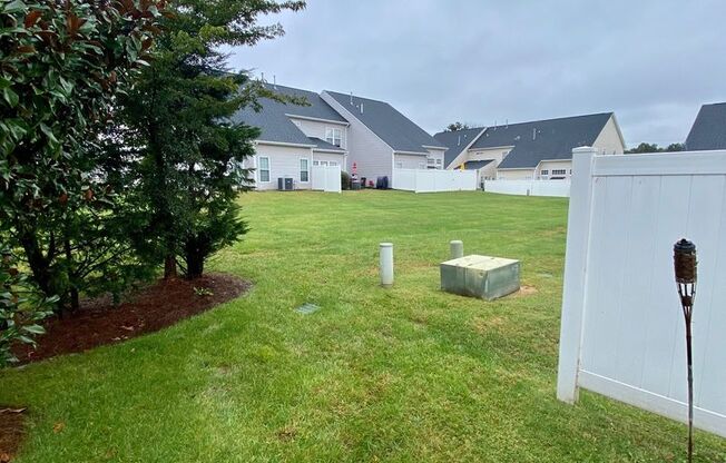 Very Nice 3 bed/2.5 bath Townhouse in Harrisburg Town Center community Garage/1st floor master/gas fireplace/back porch