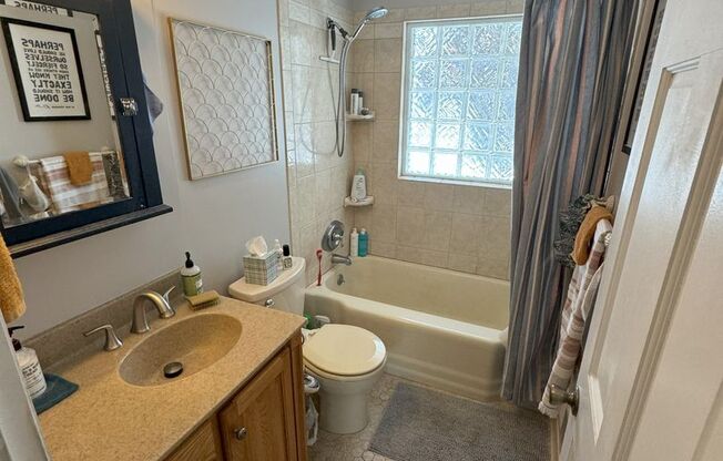 Crystal Home For Rent