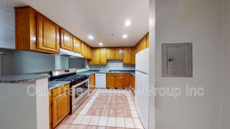 9724 Mountain Blvd.
