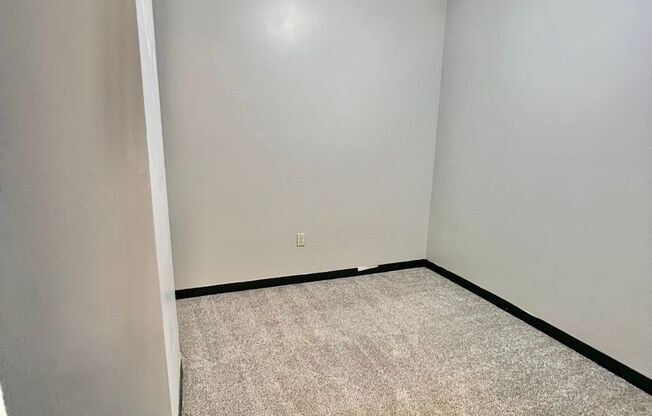 Studio, 1 bath, $595, Unit #2