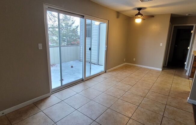 2 Bed 1 Bath Condo In Gated Community Sparks NV