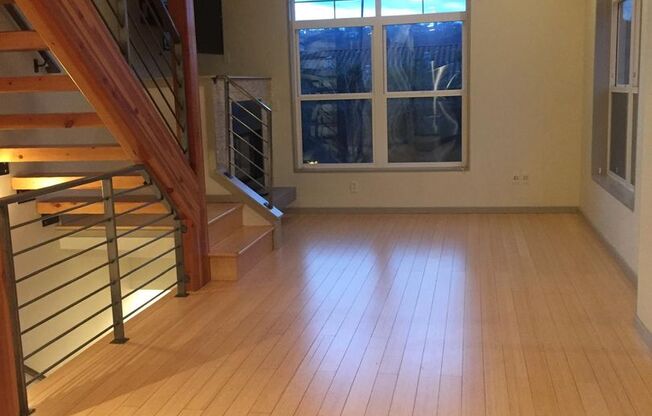 2Bd/1Ba Seattle Home