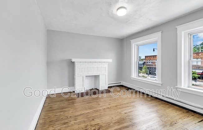 1209 HERTEL AVE