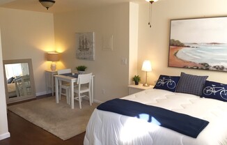 Studio, 1 bath, $1,375, Unit columbia