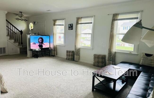 103 FAIRMONT DR