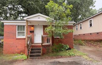 825 RODEY AVE