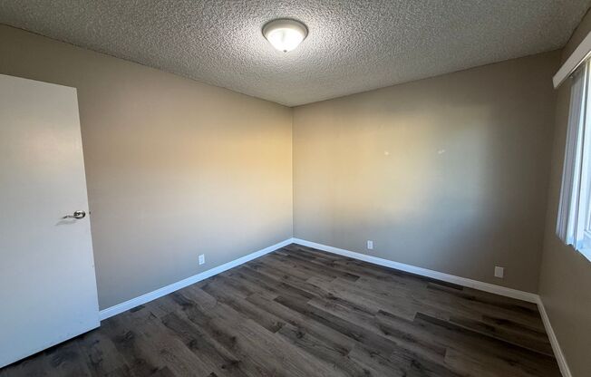 2 beds, 1 bath, 980 sqft, $2,500, Unit 014