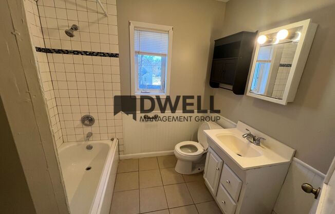 4 beds, 1 bath, $1,300