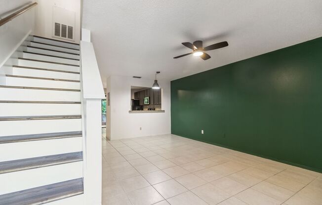 Tampa Palms 2 bed / 2.5 Bath Townhome for Lease!
